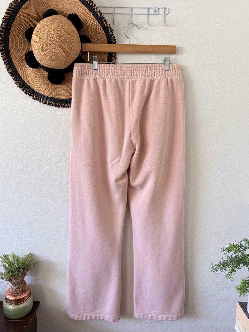 Pact Courtside Pink Split Hem Organic Cotton Fleece Sweatpants Wide Leg SZ Large - Picture 4 of 13